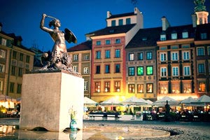 巴萨取胜前行，梅西再创辉煌，欧冠半决强势