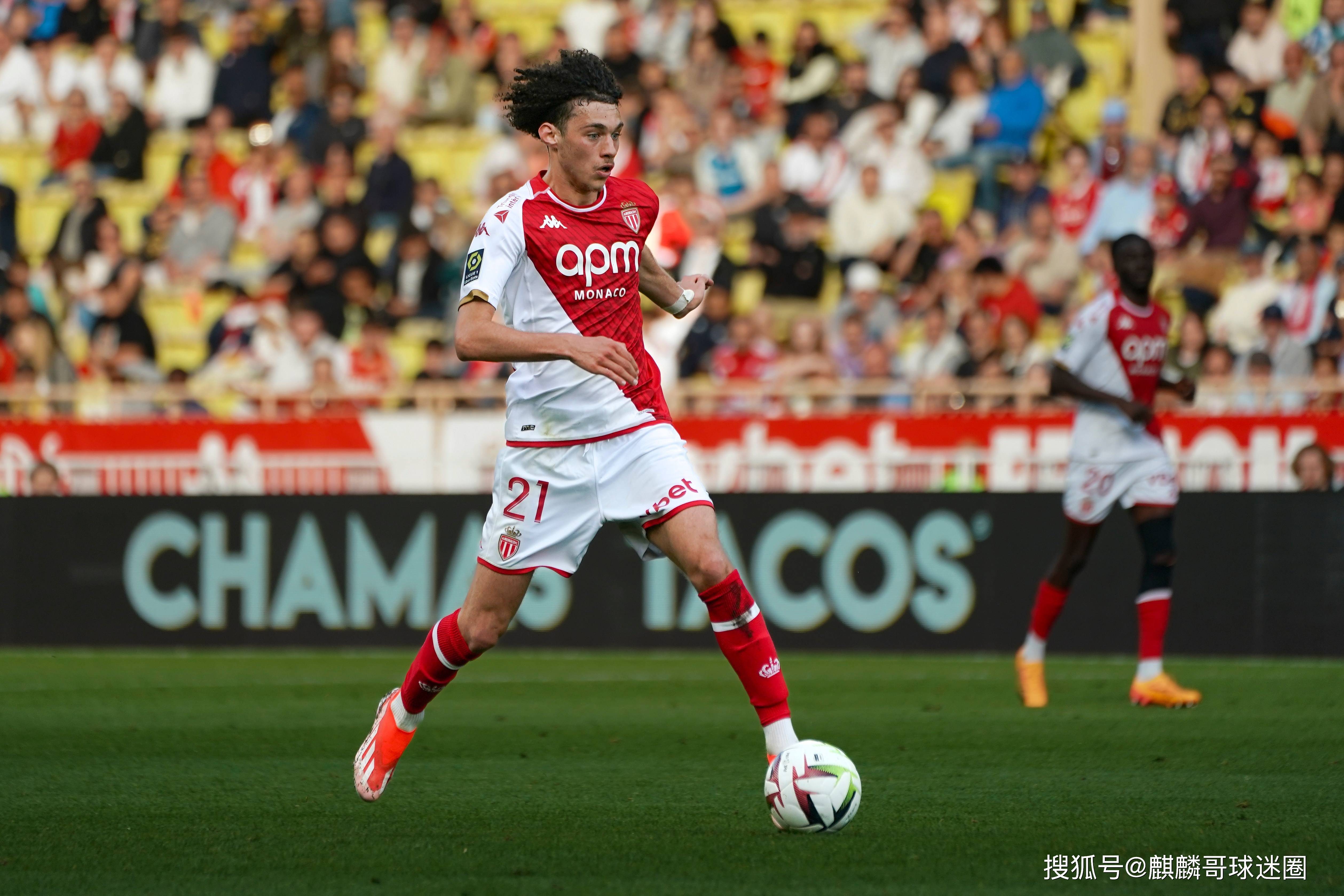 九游体育亚洲官网-摩纳哥门将连续扑出关键球，帮助球队保持不败