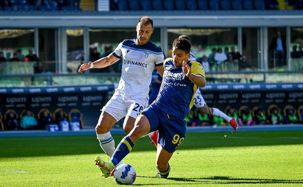 九游体育网页版-尤文图斯主教练给球员鼓励，希望摆脱连败的简单介绍