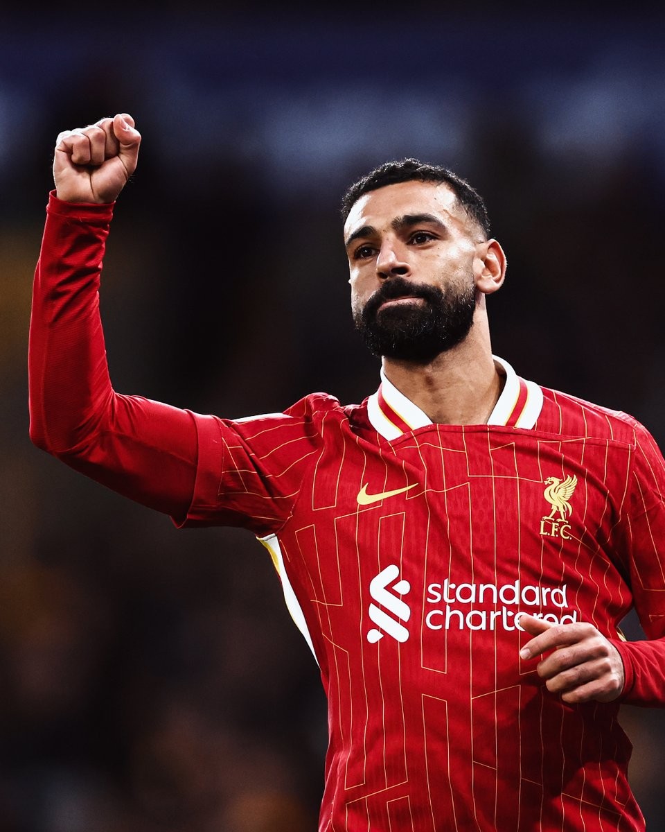 包含利物浦客场击败沃特福德，保持不败纪录的词条