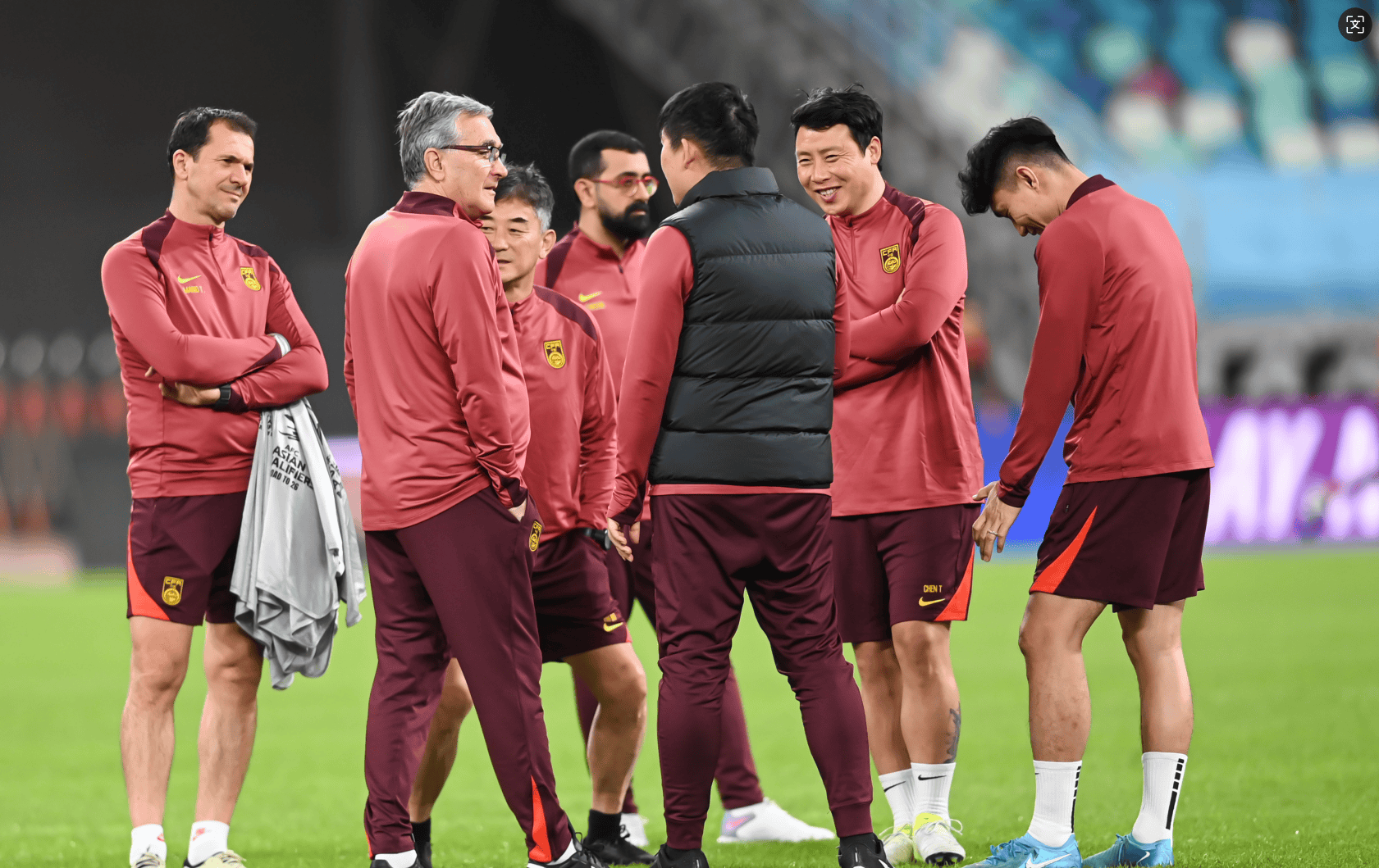 九游体育亚洲官网-国家队球员回归，联赛争霸巅峰！