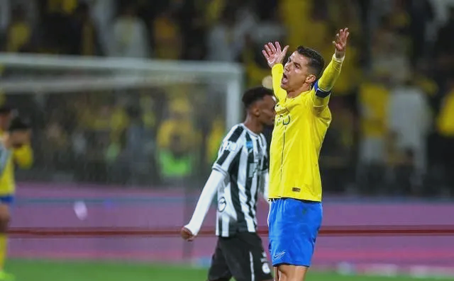 九游体育网页版入口-青岛黄海势如破竹，夺得场上胜利的掌声的简单介绍