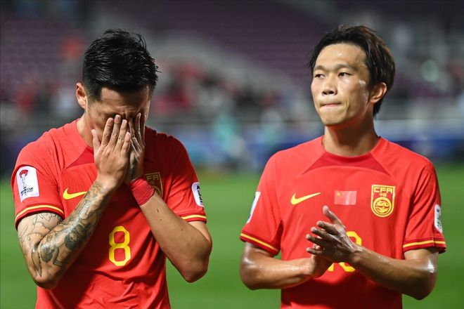 包含亚洲足坛中国队再次证明强大的实力的词条