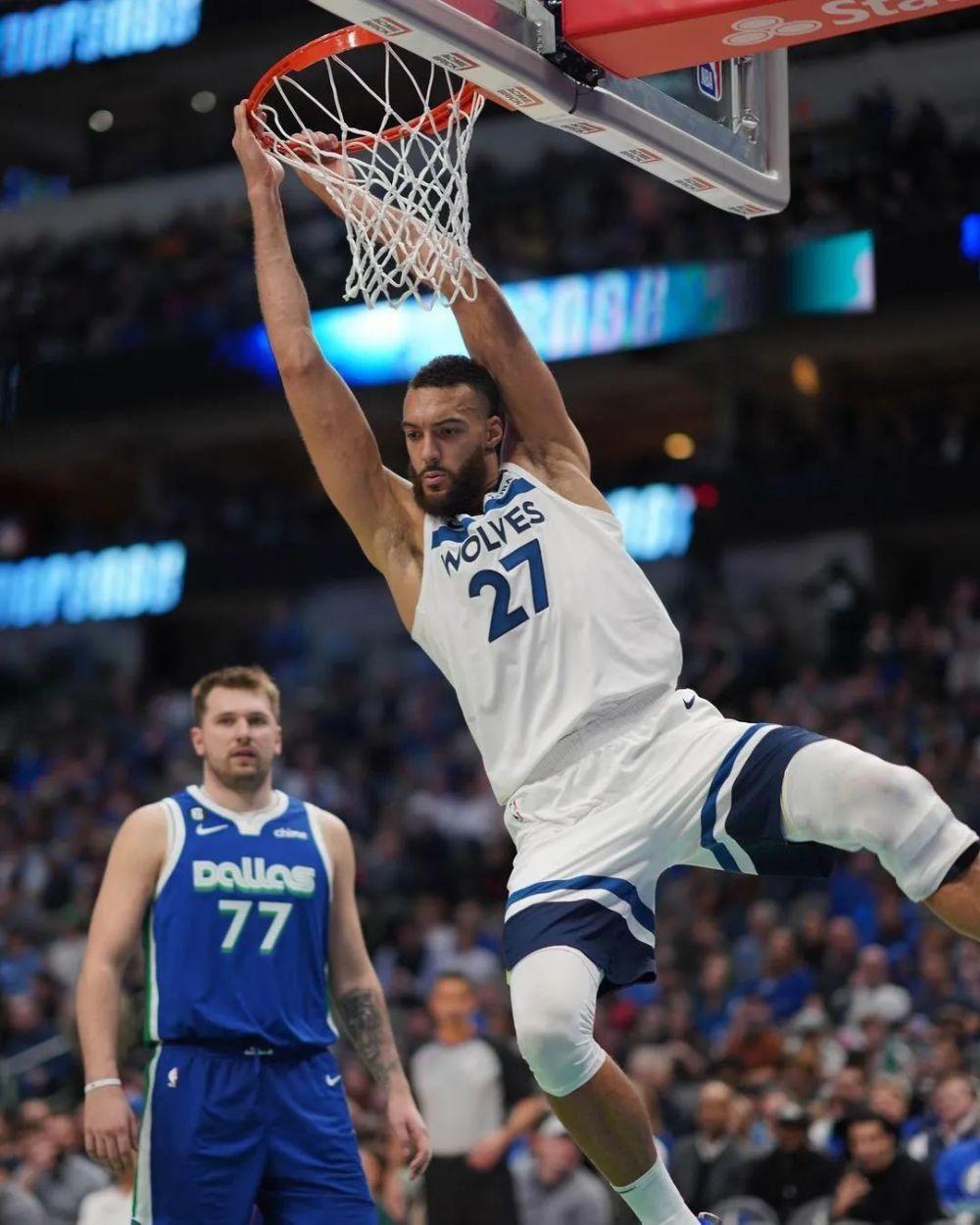 爵士大将戈贝尔连续场砍下+板 爵士大将戈贝尔连续场砍下+板