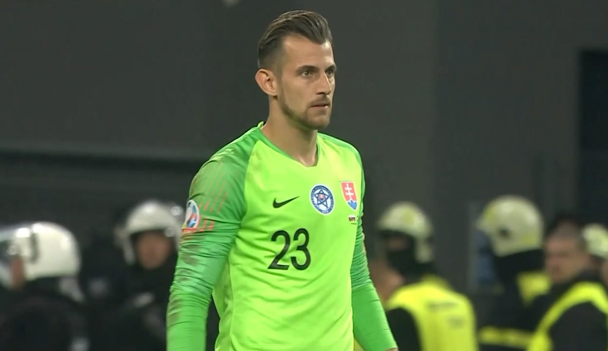 九游体育中国官网-斯洛伐克遭遇克罗地亚绝杀，失去胜利