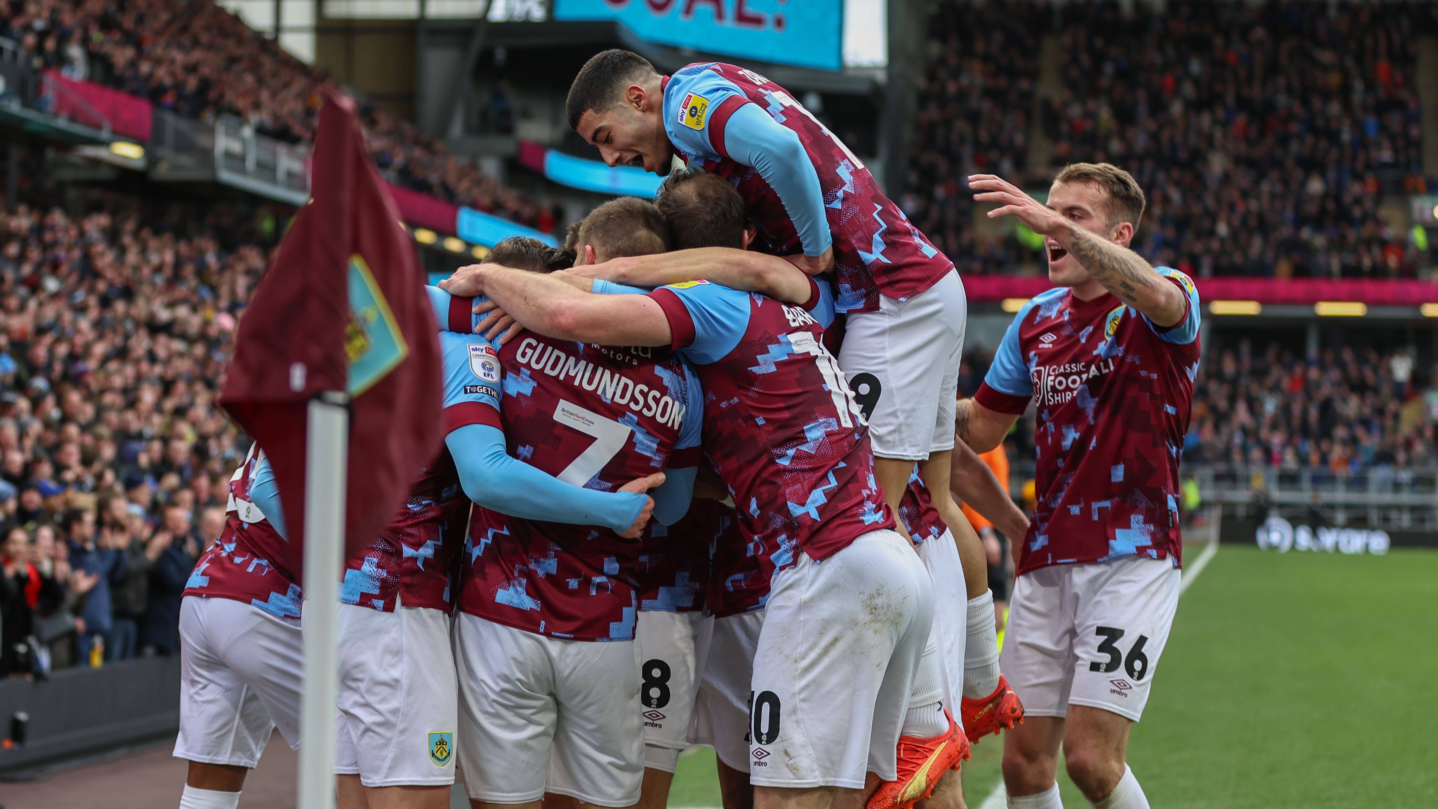 九游体育app下载-阿拉伯球队破解重重困难，闯入国际足球赛事决赛的简单介绍