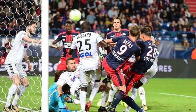 关于南特主场逼平里昂，展现强大实力的信息