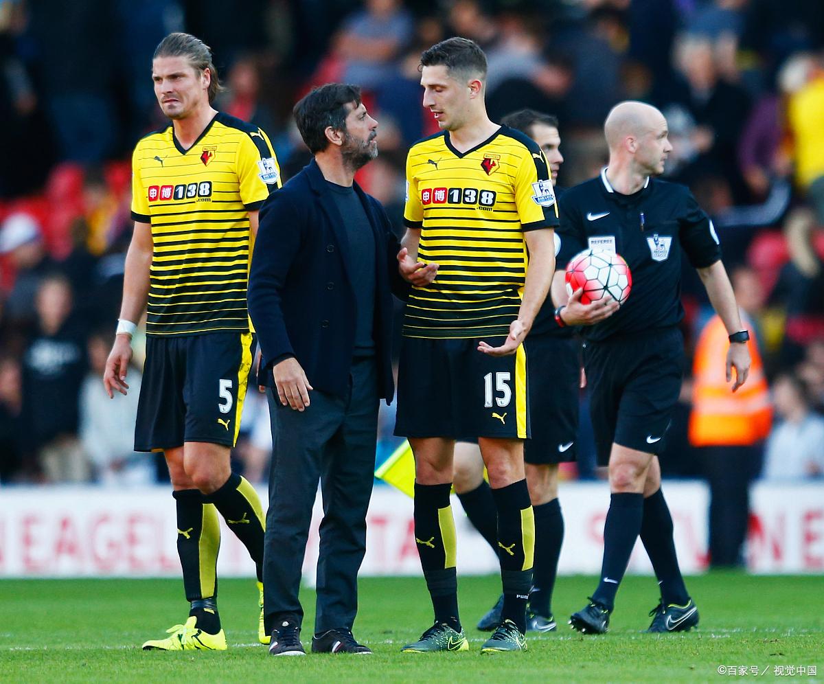 包含沃特福德客场战平，表现稳定的词条