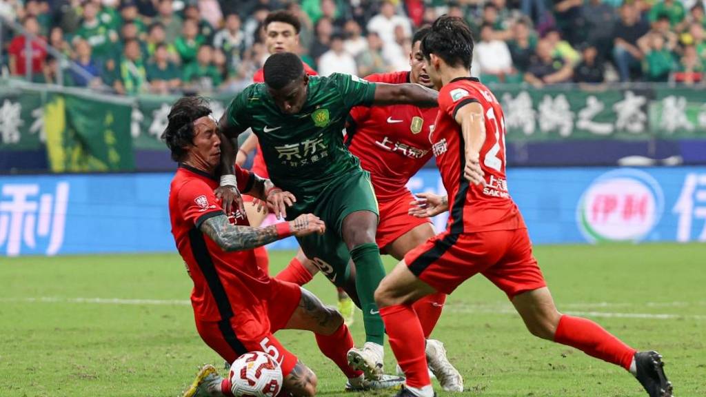 关于富力坐镇主场惜败国安,保级形势严峻的信息 关于富力坐镇主场惜败国安,保级形势严峻的信息